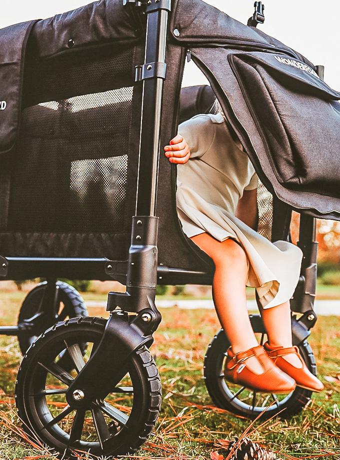 WonderFold W4 Luxe Quad Stroller Wagon (4 Seater) New Arrival